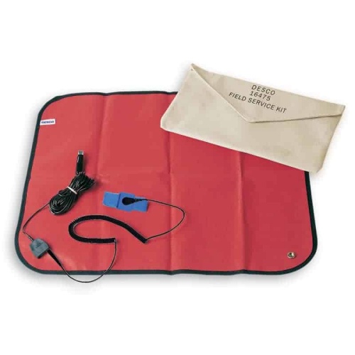 MAT, PORTABLE, WITH WRIST STRAP, 18'' x 22''